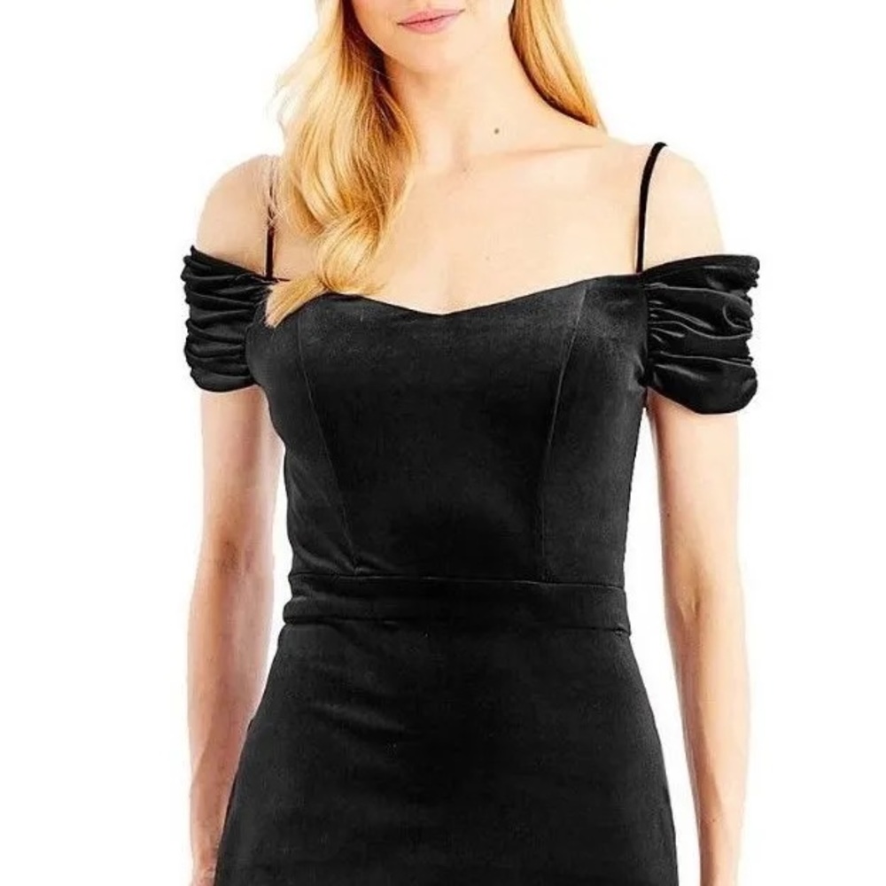 NWT Nicole Miller New York Black Velvet Cold Shoulder MIDI Dress Size 8.